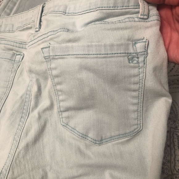 Jessica Simpson Lightly Distressed Rolled Crop Jeans - Picture 2 of 3